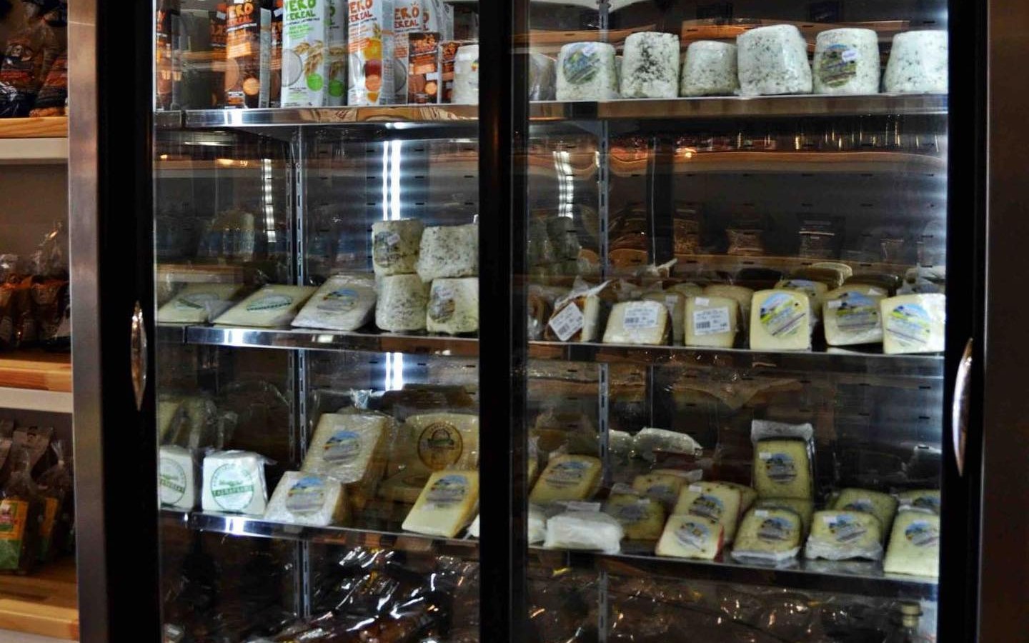 Από την Κρήτη – Θέρμη – εξοπλισμός SARIDIS
