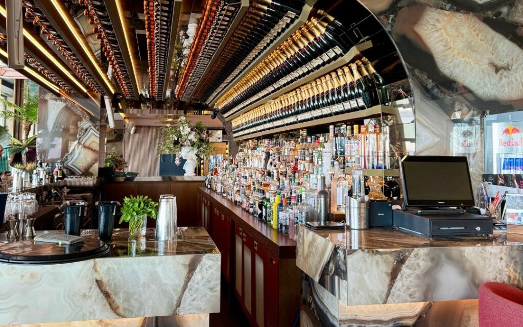 Bar MAZU – Θεσσαλονίκη – εξοπλισμός SARIDIS