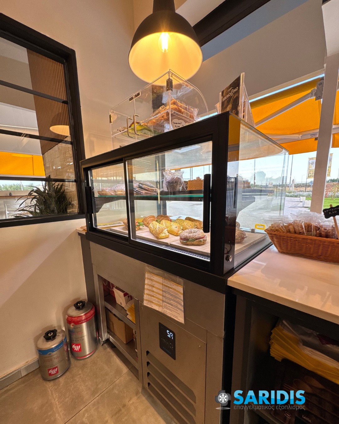 Bruno Coffee Store στη Σωζόπολη – εξοπλισμός καφέ SARIDIS